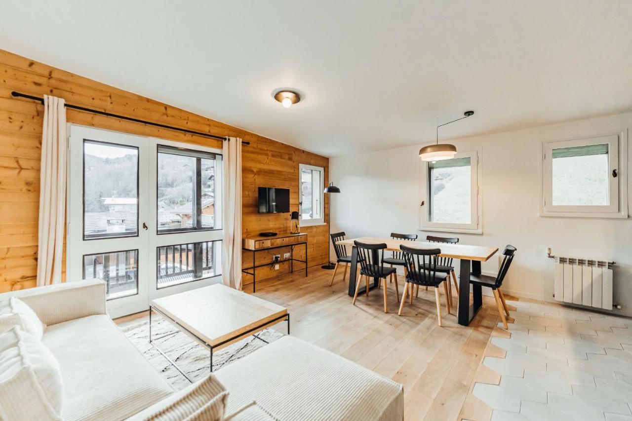 Spacious Apartment Completely Renovated By An Architect 圣热尔韦莱班 外观 照片