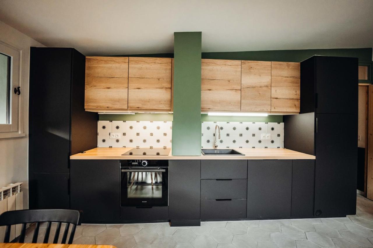 Spacious Apartment Completely Renovated By An Architect 圣热尔韦莱班 外观 照片