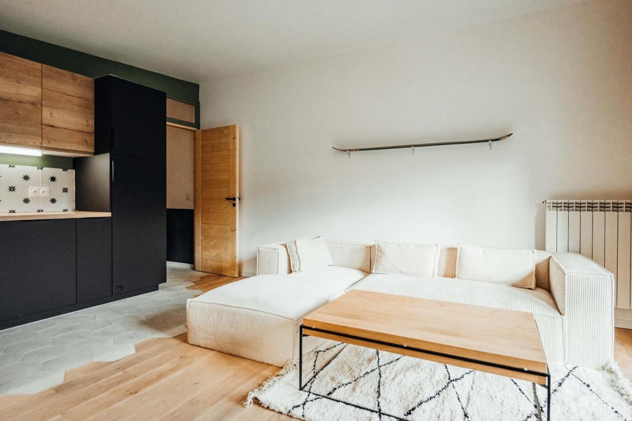 Spacious Apartment Completely Renovated By An Architect 圣热尔韦莱班 外观 照片