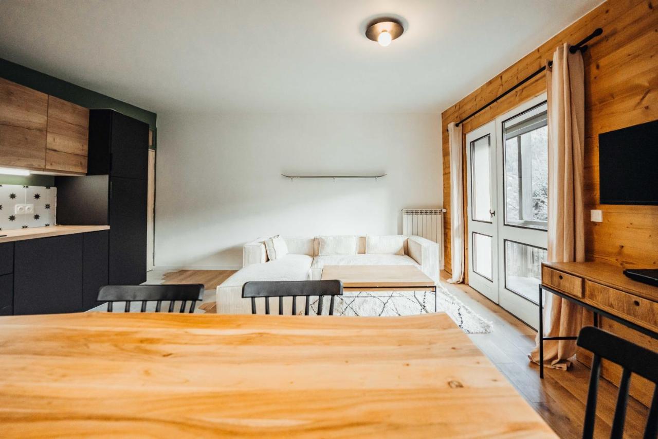 Spacious Apartment Completely Renovated By An Architect 圣热尔韦莱班 外观 照片